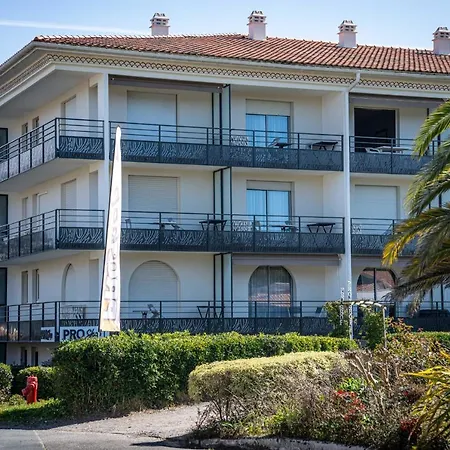 Beautiful Studio Of 33m2 Located In Apartamento